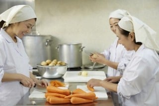 セントラルキッチン セントラルキッチン