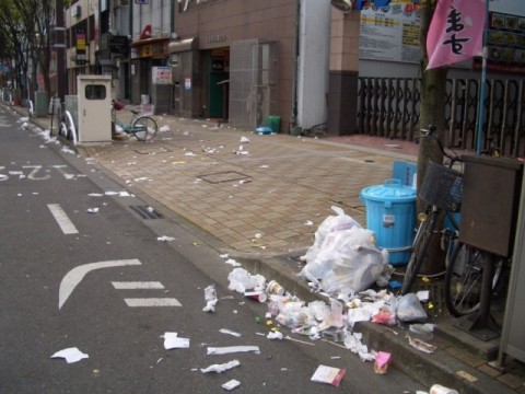 営巣被害